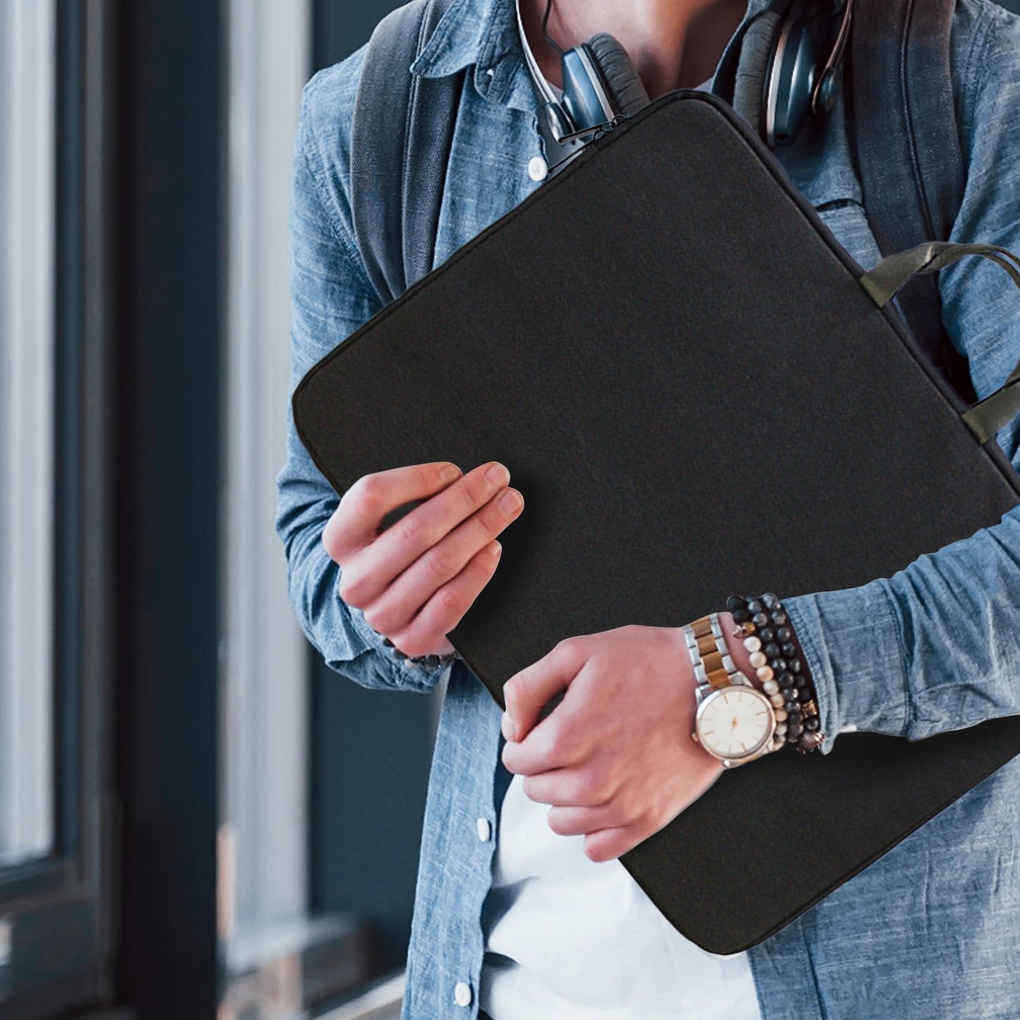 15.6” Water-Resistant Laptop Sleeve Bag