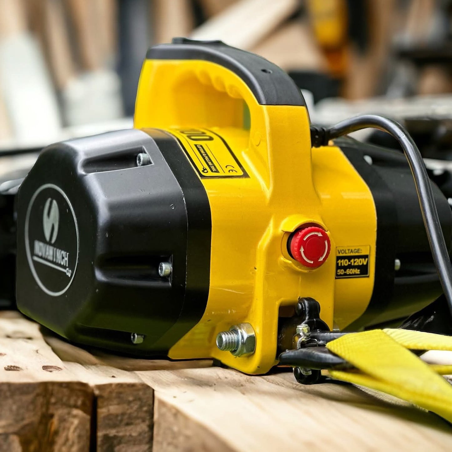 Novawinch PT1100 Portable Lifting and Pulling Tool 240V-AC 500KG 1100LBS