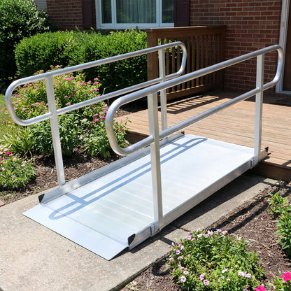 Kartrite 6ft Aluminium Wheelchair Ramp with Handrails 386kg Capacity 72cm Width